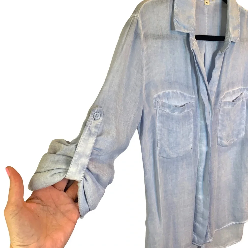Cloth & Stone Anthropology Blue Button Down Shirt Roll Tab Sleeve Women’s XSmall_4